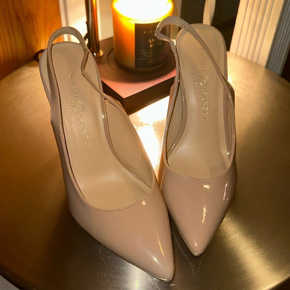 NEW Chinese Laundry 9MNude Patent Leather Sling Back Heel Beige Pump Dressy Work